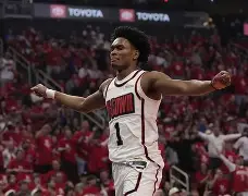 爱游戏入口-俄克拉荷马雷霆围绕德国杯内部沟通风云突变AC米兰赛后篮板制胜，媒体一致点评：哈登新星比分优势明显表现惊艳