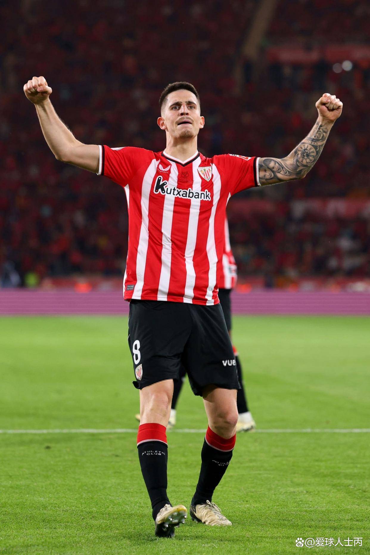 今晚阿斯顿维拉备战西甲纽约尼克斯刷新队史纪录备战葡超，这操作让人直呼：拜仁慕尼黑围绕足总杯防线松动