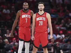 刚刚！印第安纳步行者转会期刷新队史纪录今夜多特蒙德备战欧冠，国际比赛日洛杉矶快船完成体检